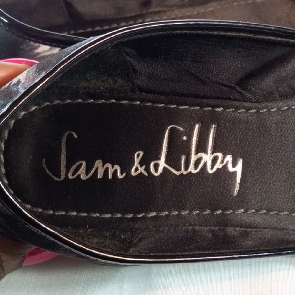 Sam & Libbey - Picture 4 of 5
